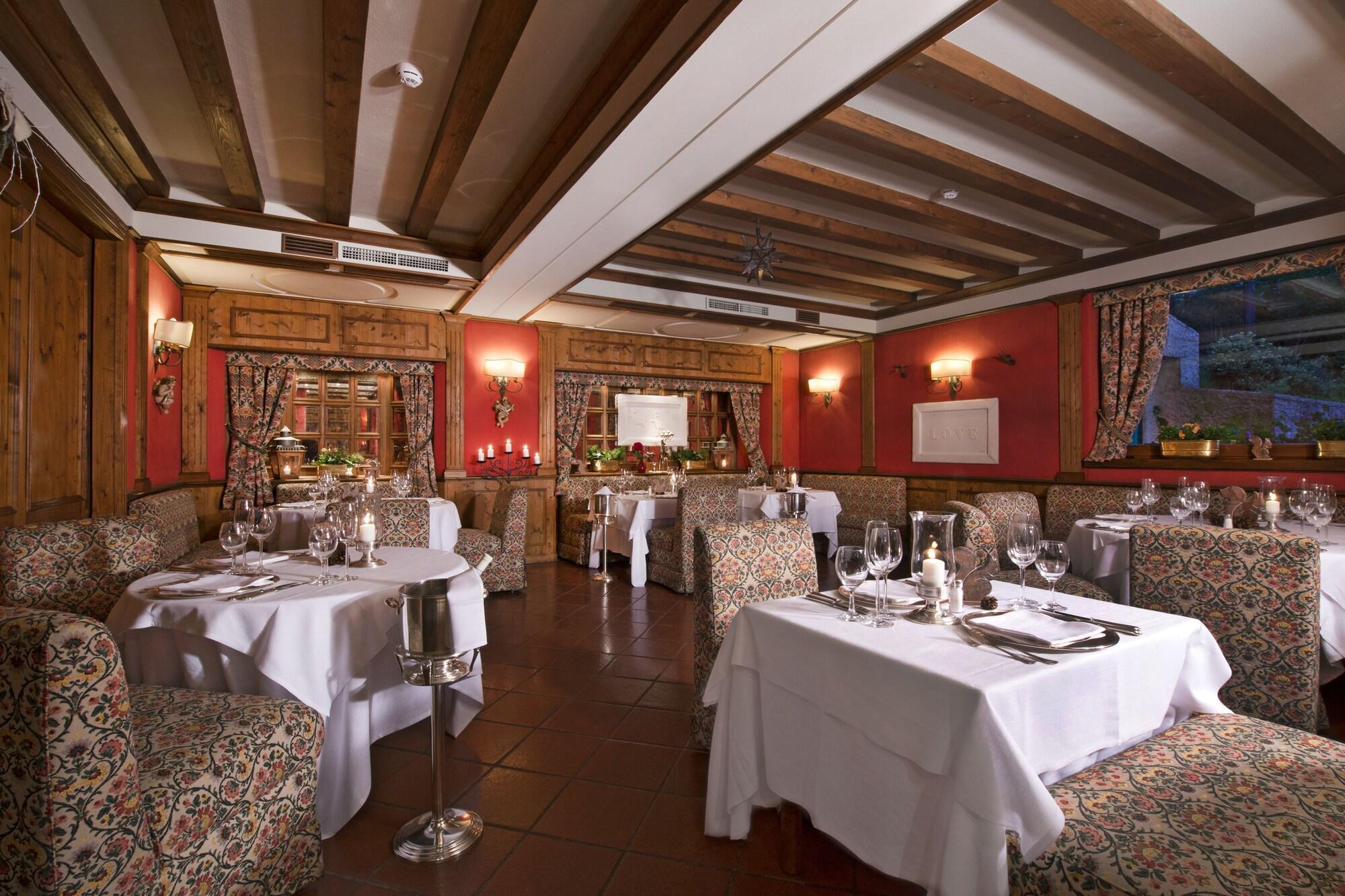 Boutique Hotel Villa Blu Cortina D'Ampezzo Exterior photo