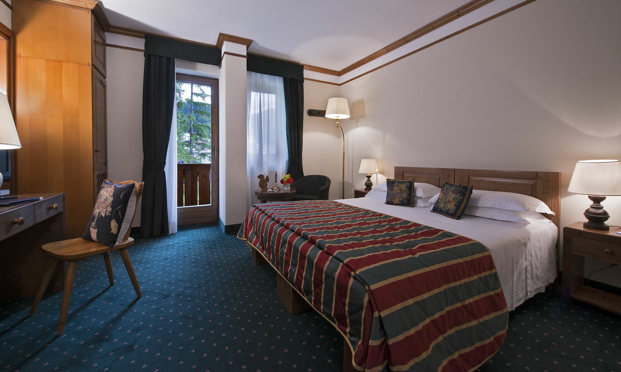 Boutique Hotel Villa Blu Cortina D'Ampezzo Exterior photo