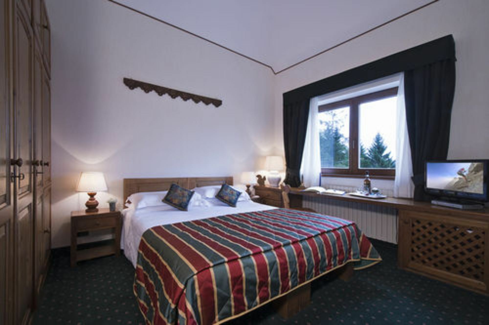 Boutique Hotel Villa Blu Cortina D'Ampezzo Exterior photo